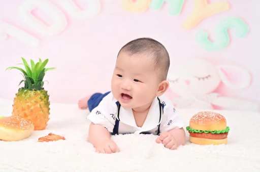 邯郸宝宝在妈妈肚子里